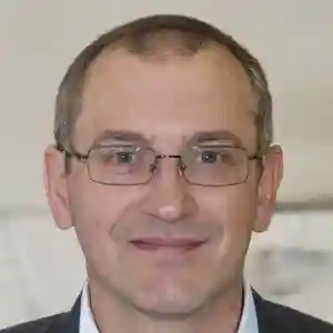 booster brew customer face2
